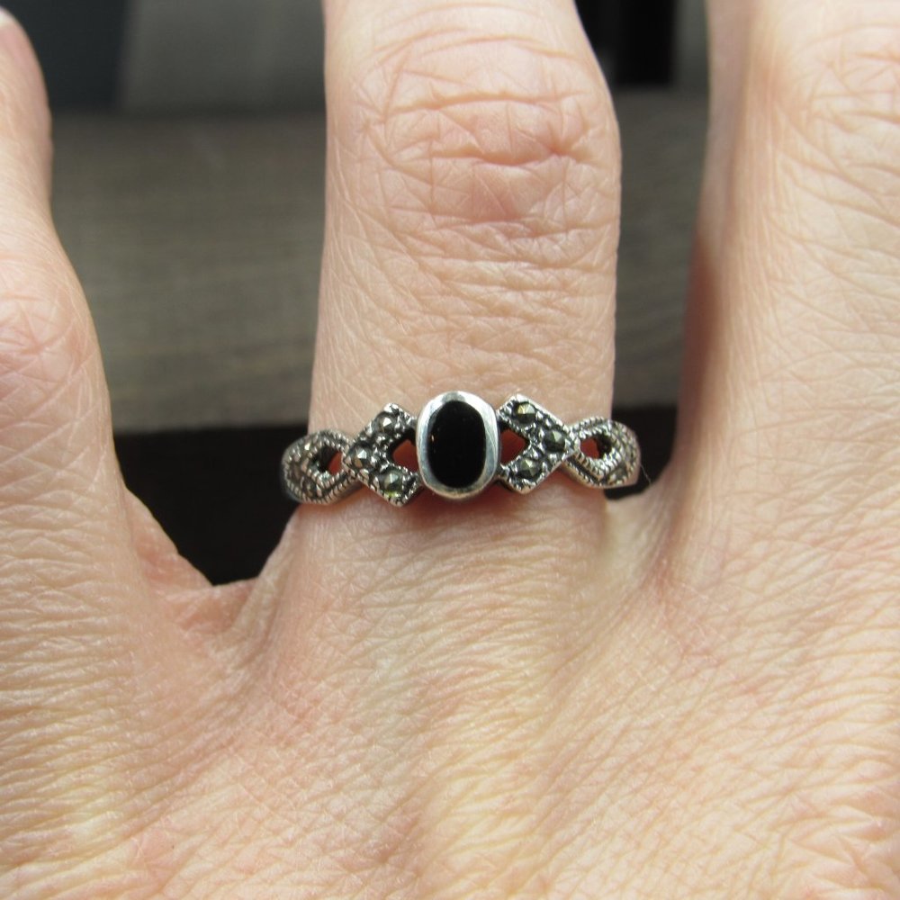 Size 7.75 Sterling Silver Multiple Marcasite Gems Band Ring Vintage - Picture 4 of 8